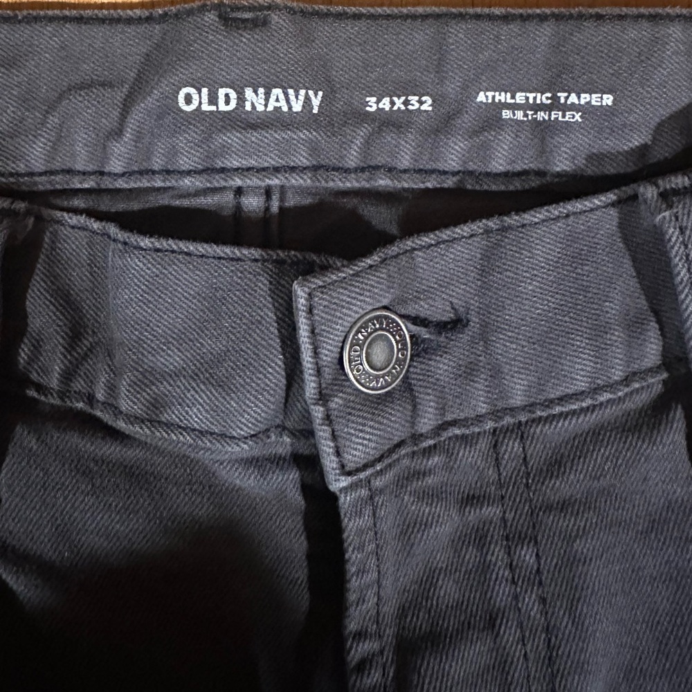 Old Navy Charcoal Athletic Taper Jeans size 34/32